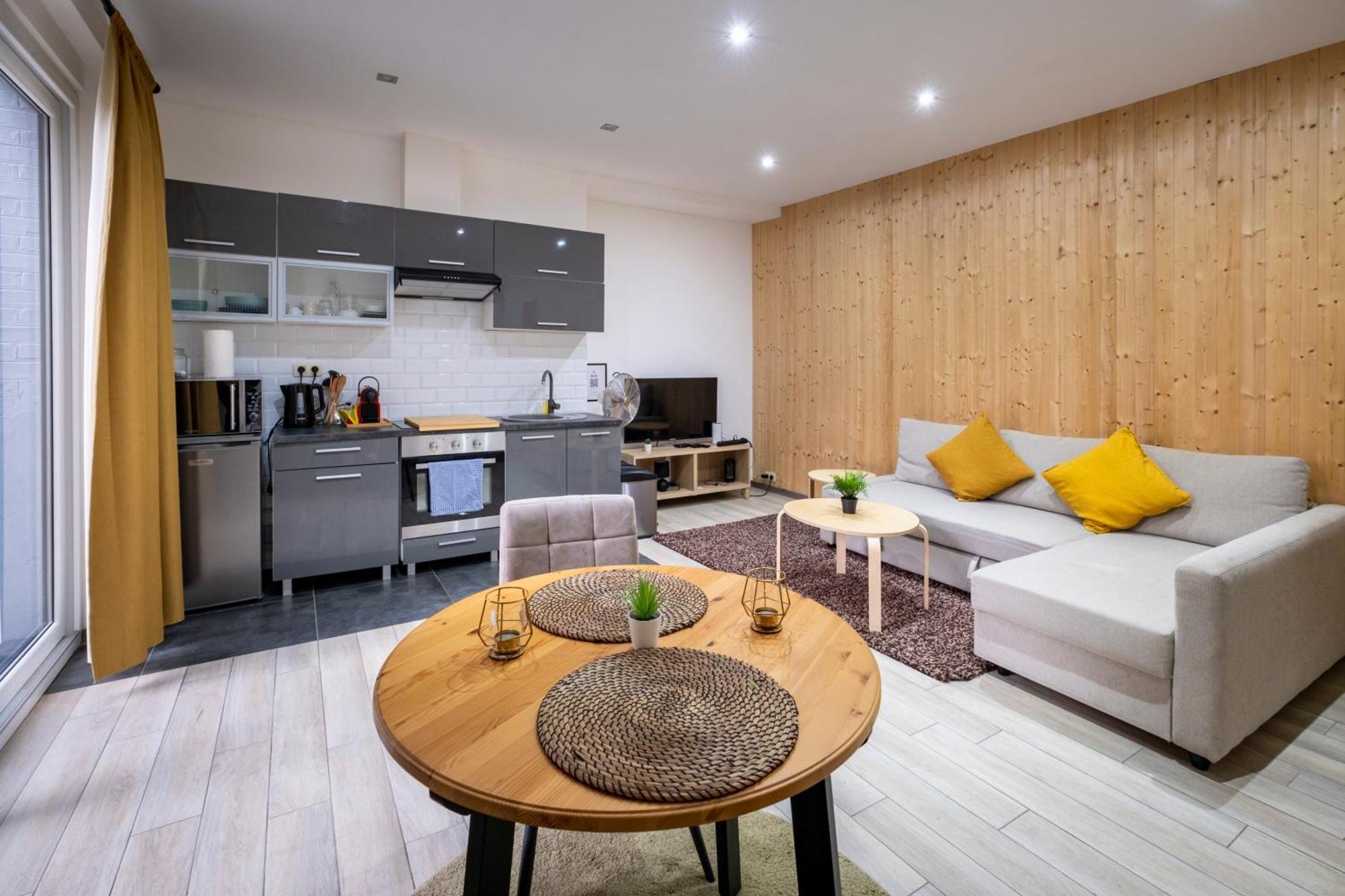Nomad Apartments - Henin 沙勒罗瓦 客房 照片